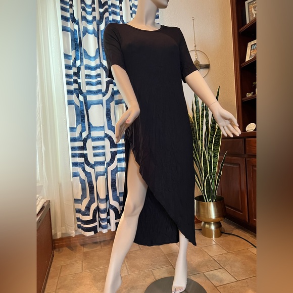 NWT Torrid Asymmetrical Tunic Shirt Size 1X - Picture 3 of 11